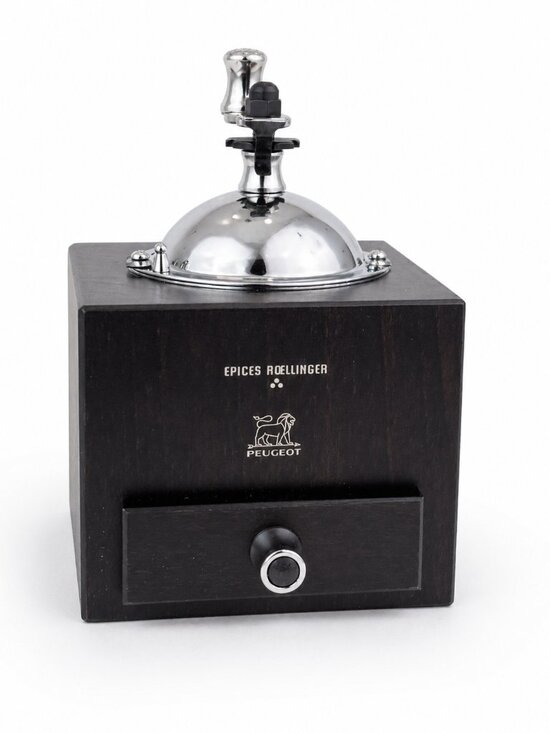 Peugeot Other - Peugeot Olivier Roellinger Beechwood Black Pepper Mill With Drawer Grinder